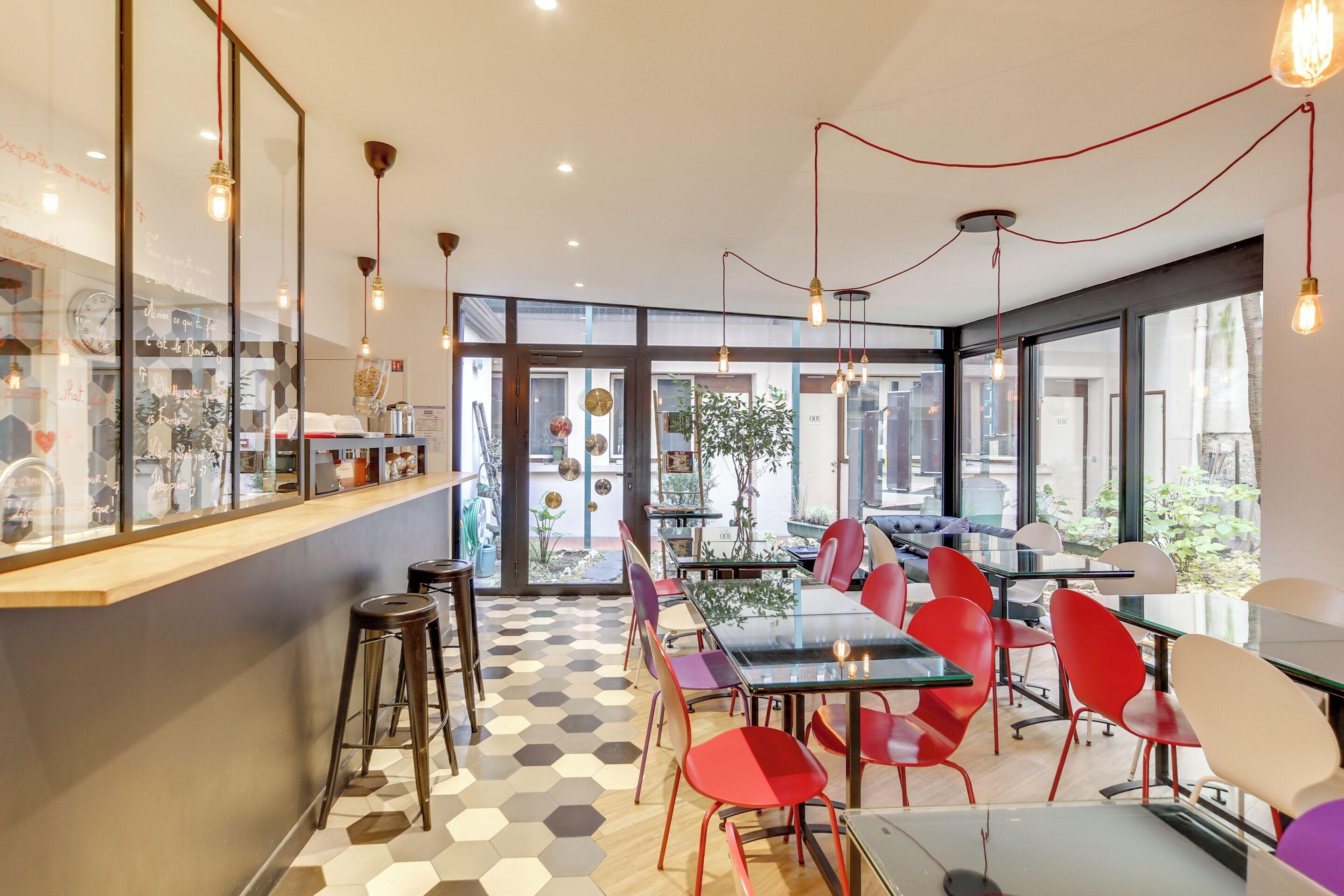 Kyriad 12 - Nation Parigi